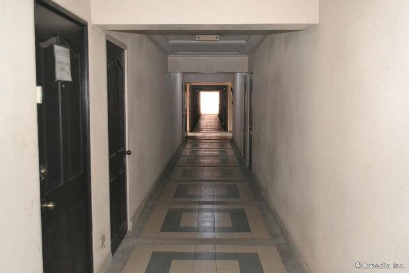 מקטאן Lancaster Hotel Cebu מראה חיצוני תמונה